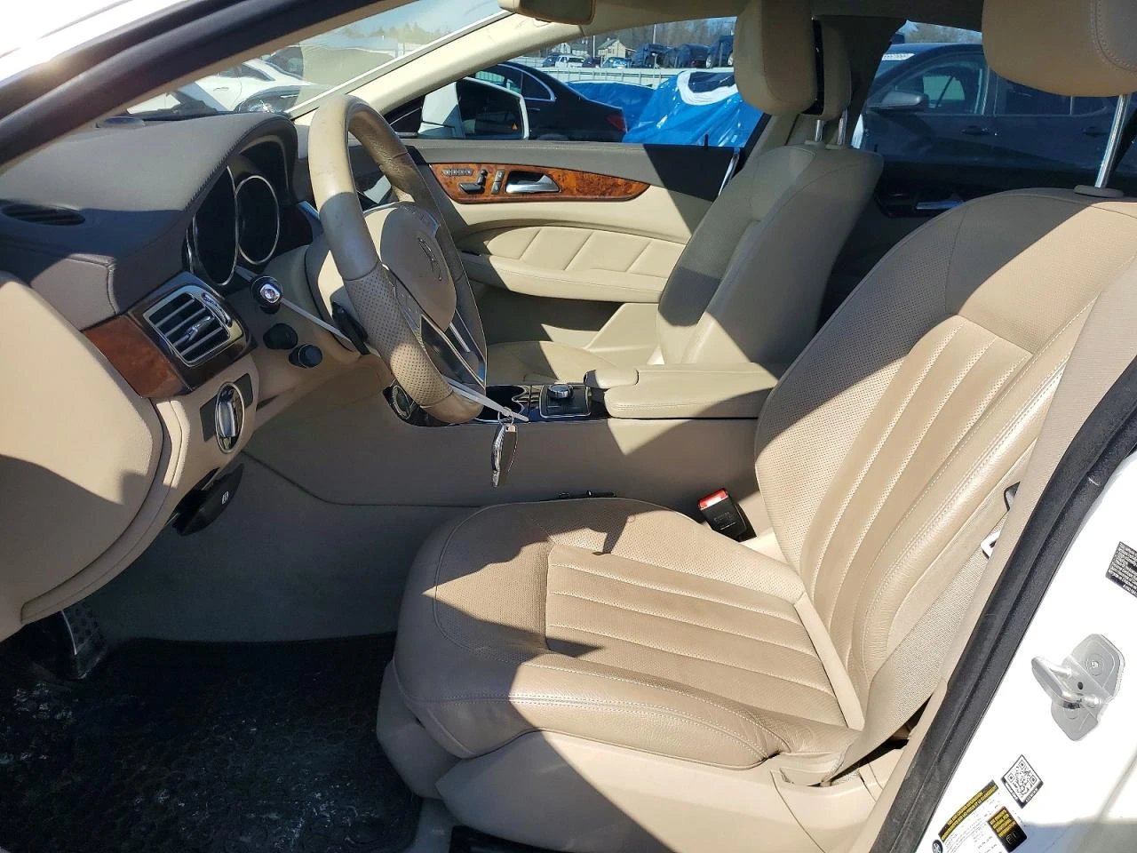 Mercedes-Benz CLS 550 4.6l Cls 550 4Matic, снимка 7 - Автомобили и джипове - 53979552