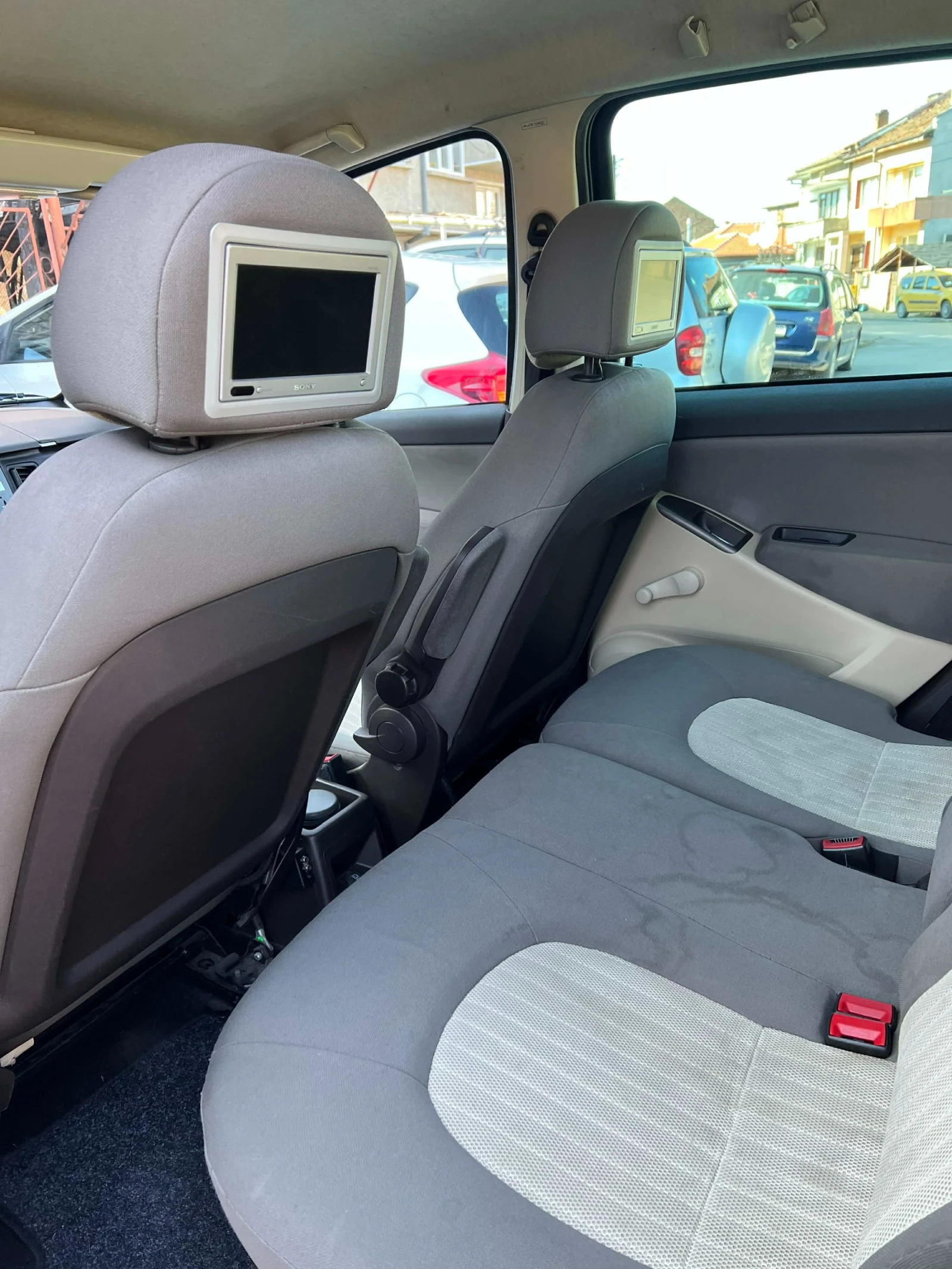 Lancia Musa 1.4i 16V , снимка 9 - Автомобили и джипове - 53996027