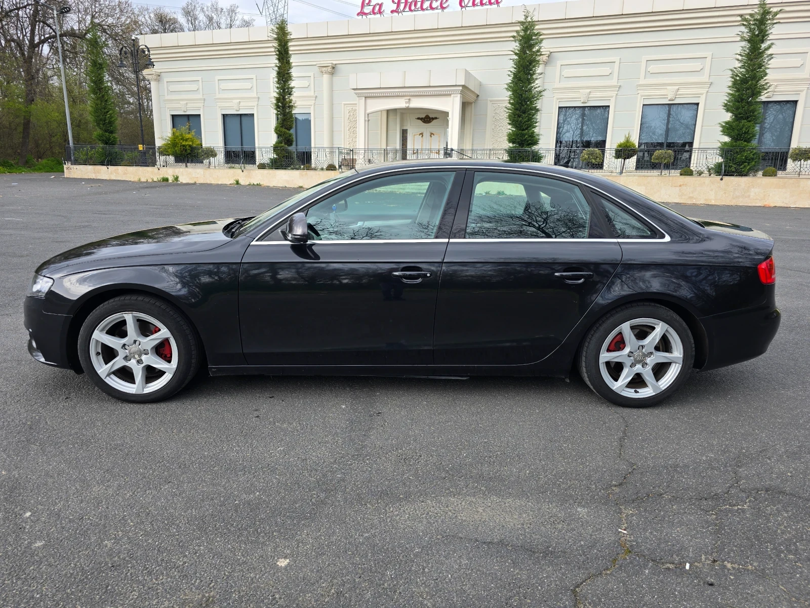 Audi A4, снимка 2 - Автомобили и джипове - 54243429