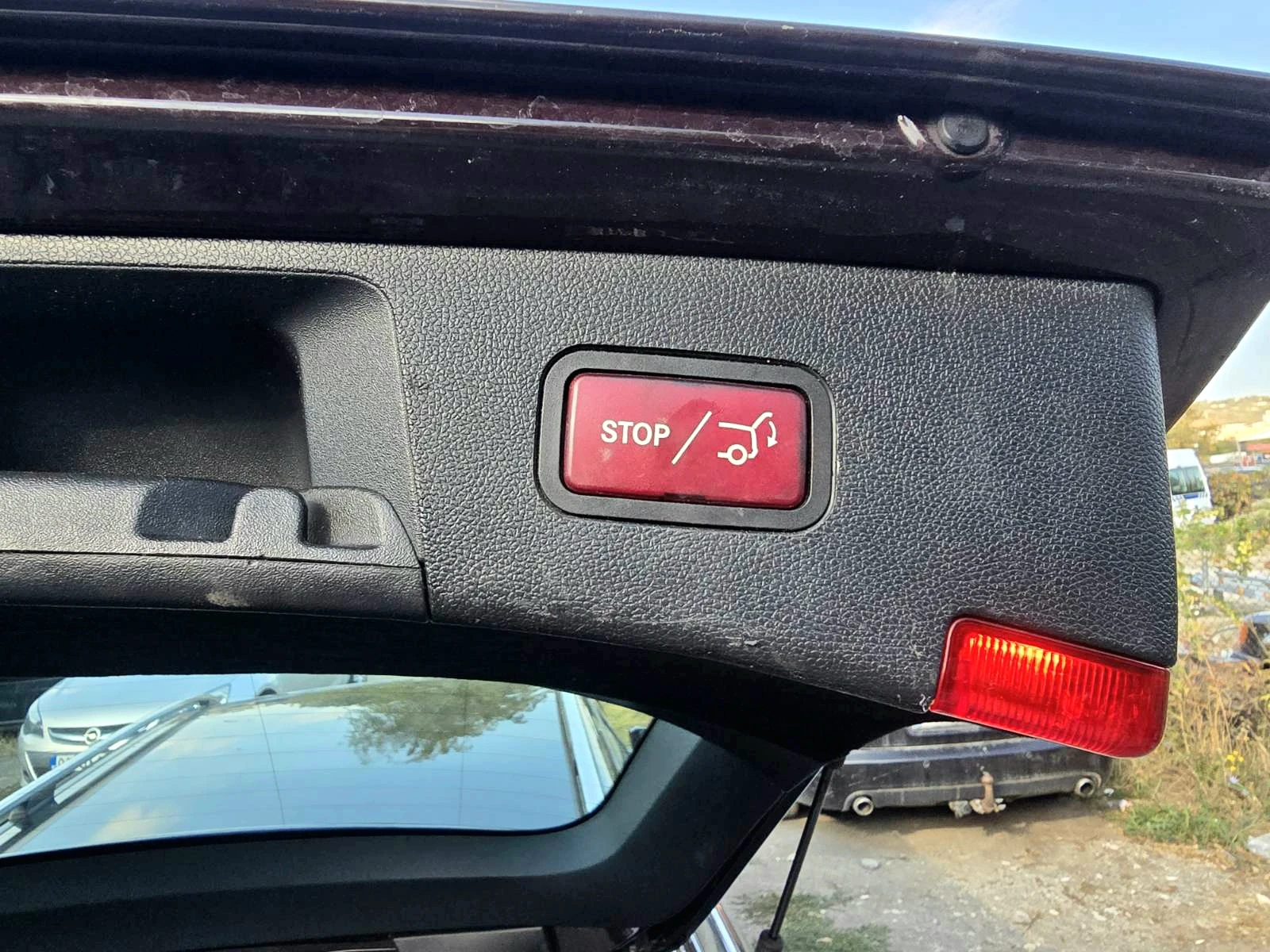 Mercedes-Benz E 250 УНИКАТ/AVANTGARDE/LED, снимка 16 - Автомобили и джипове - 54508369