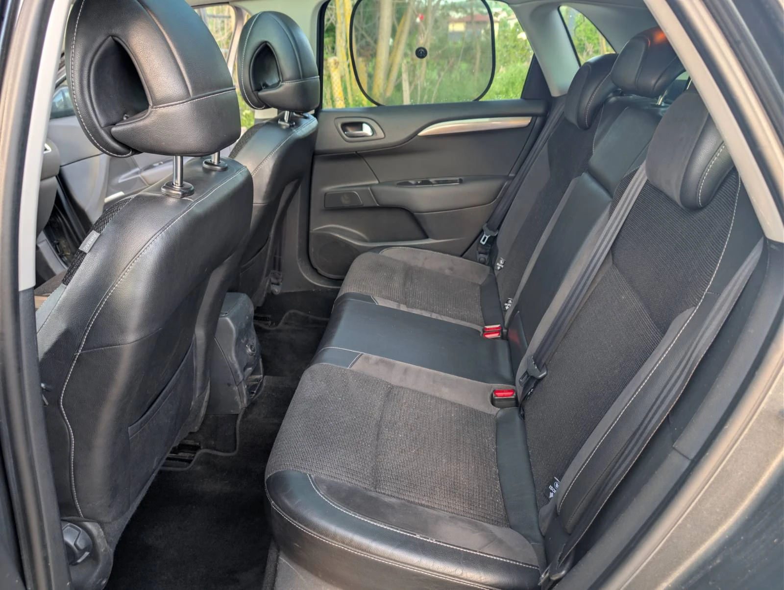 Citroen C4 2.0 HDI Exclusive, снимка 8 - Автомобили и джипове - 54601580