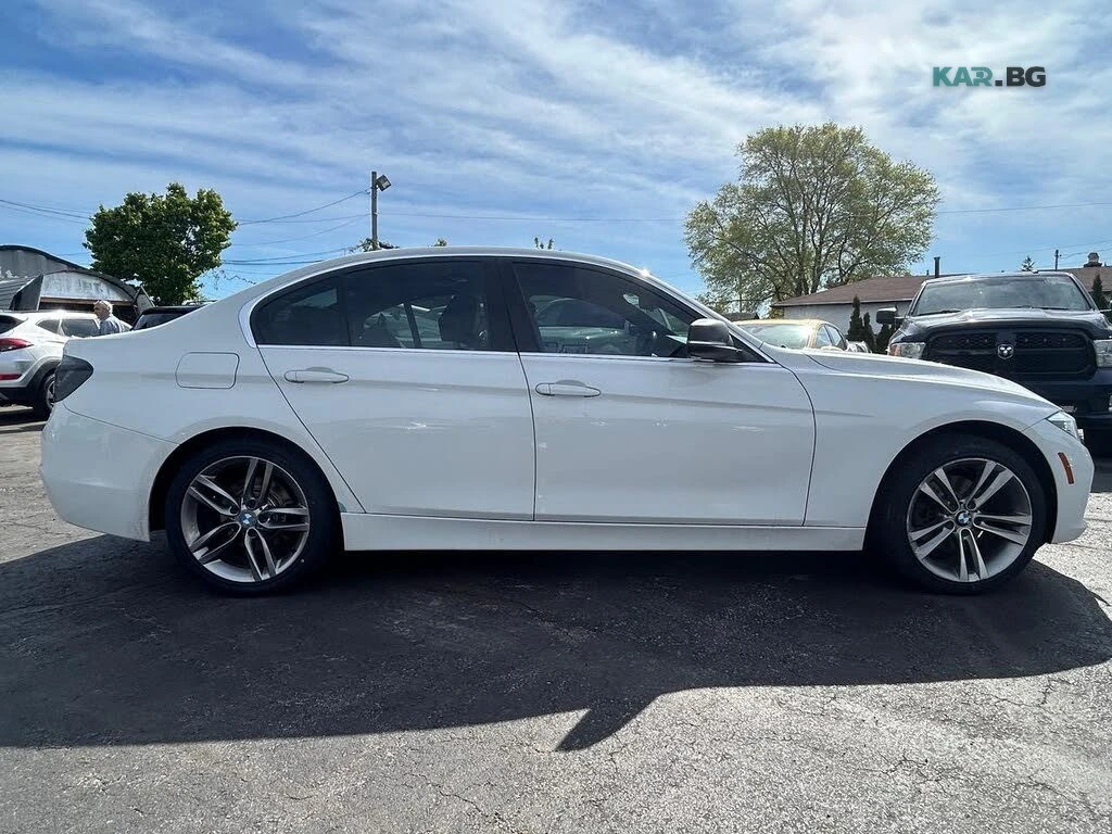 BMW 330 xDrive * АвтоКредит * (ЦЕНА ДО БГ), снимка 4 - Автомобили и джипове - 54871009
