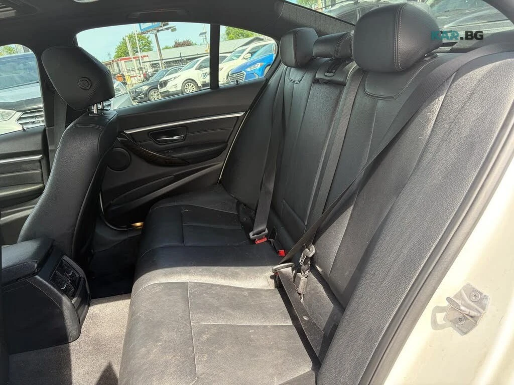 BMW 330 xDrive * АвтоКредит * (ЦЕНА ДО БГ), снимка 13 - Автомобили и джипове - 54871009