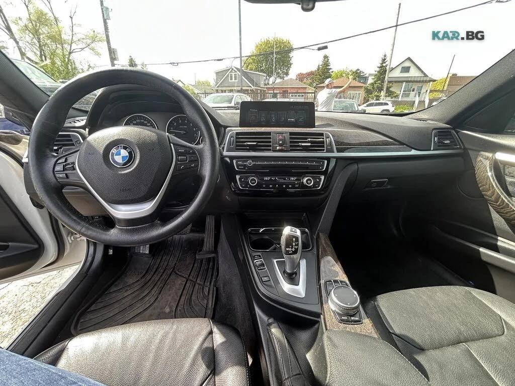 BMW 330 xDrive * АвтоКредит * (ЦЕНА ДО БГ), снимка 11 - Автомобили и джипове - 54871009