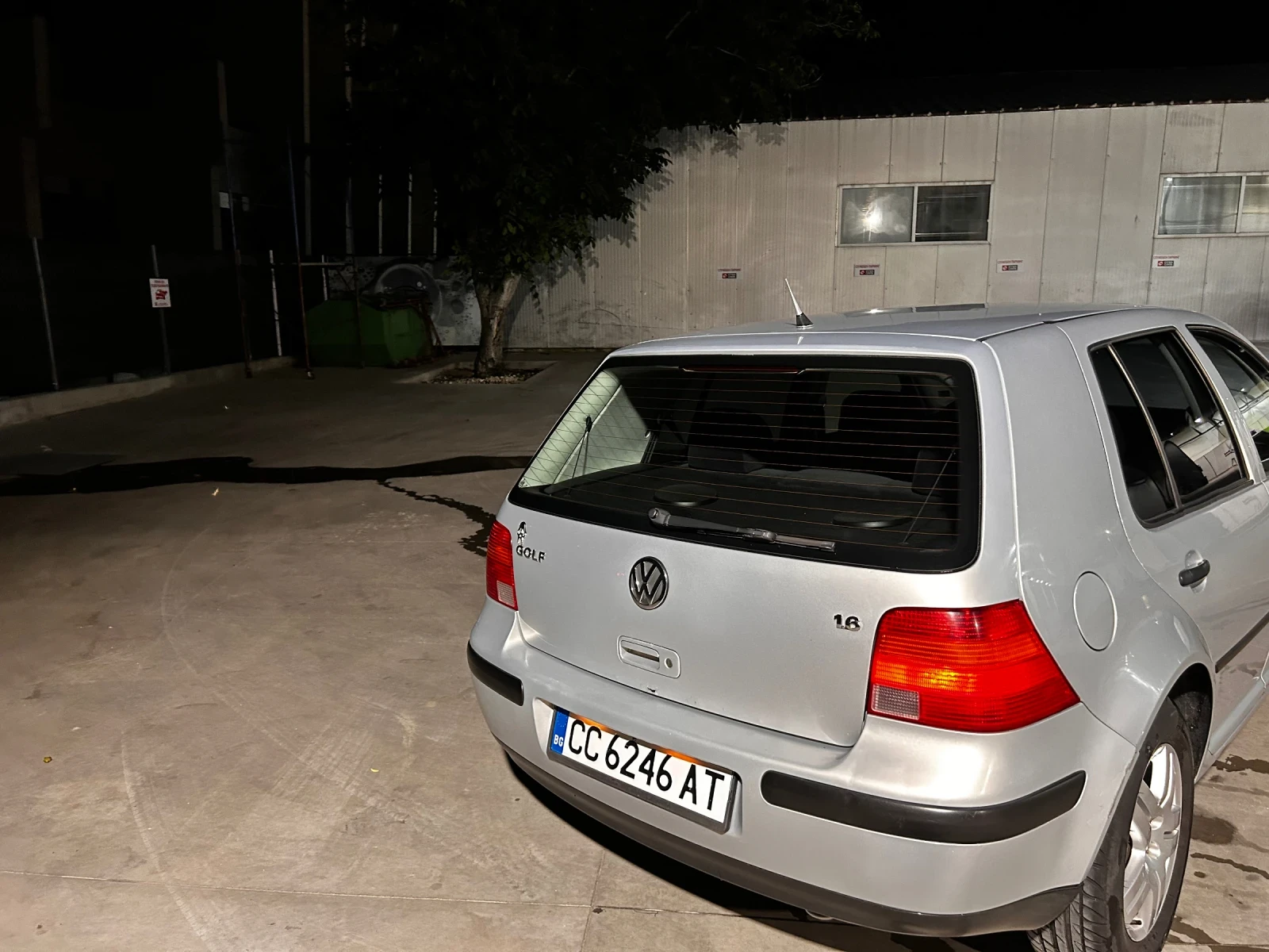 VW Golf, снимка 6 - Автомобили и джипове - 54905759