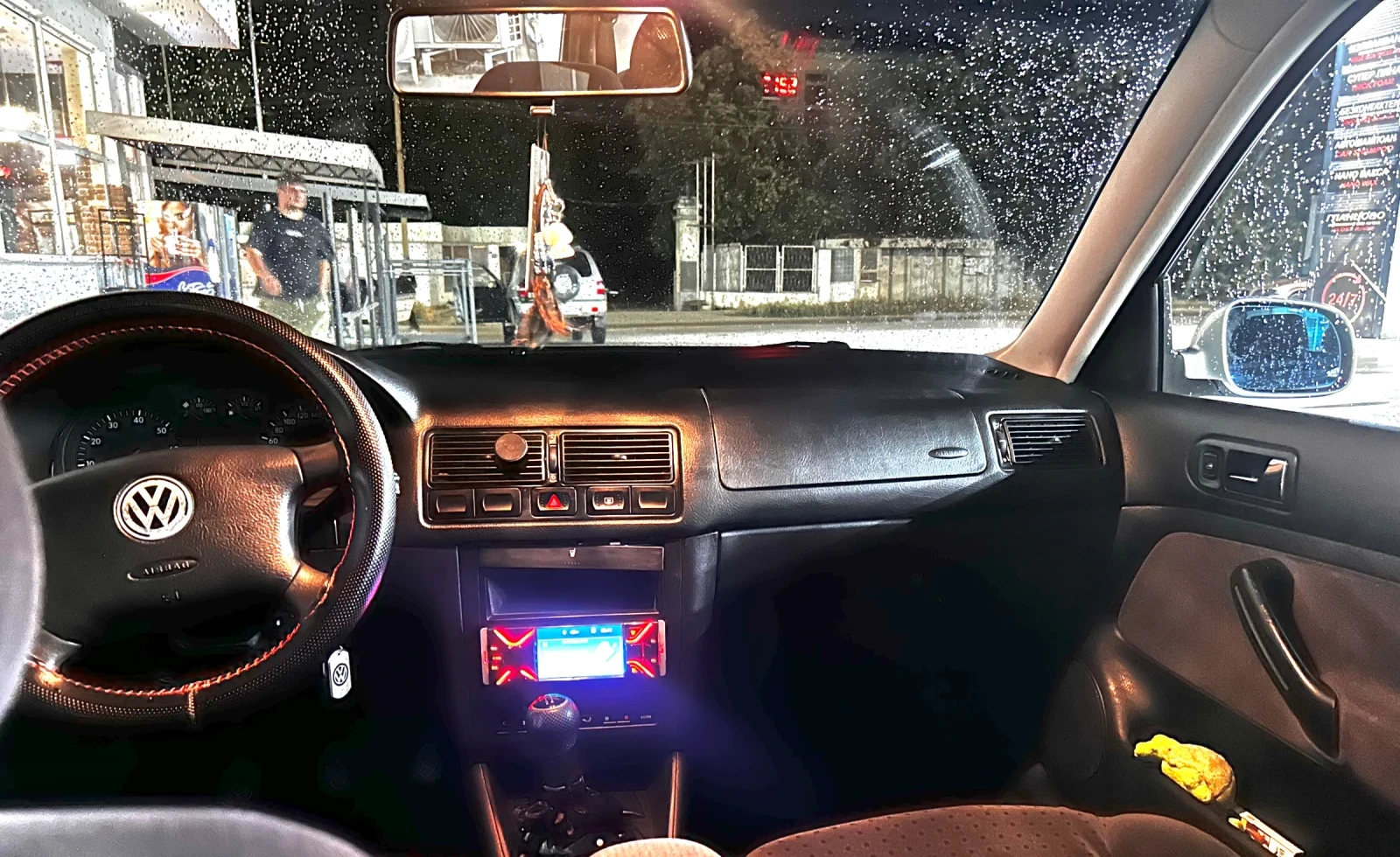 VW Golf, снимка 5 - Автомобили и джипове - 54905759
