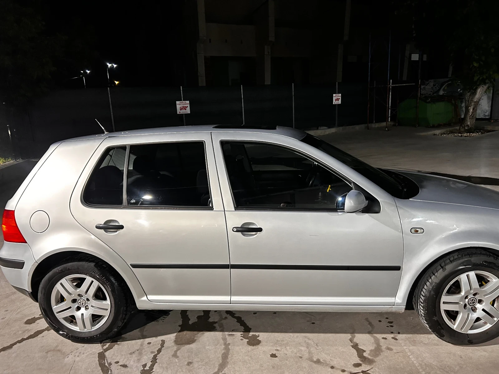 VW Golf, снимка 2 - Автомобили и джипове - 54905759