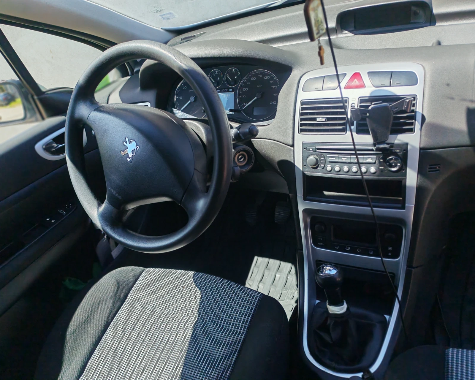 Peugeot 307, снимка 5 - Автомобили и джипове - 54989966