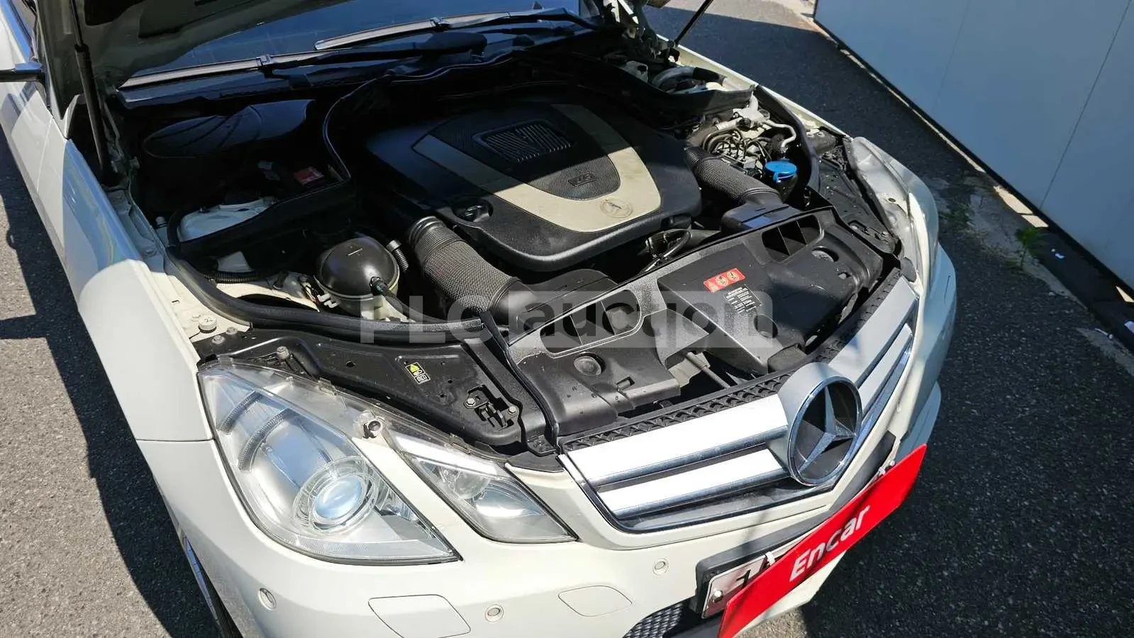 Mercedes-Benz E 350 4MATIC #УНИКАТ# !FULL!, снимка 4 - Автомобили и джипове - 55050238