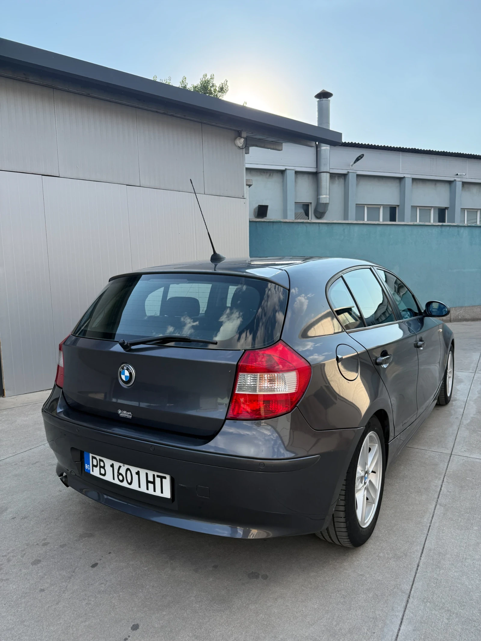 BMW 120, снимка 4 - Автомобили и джипове - 55546646