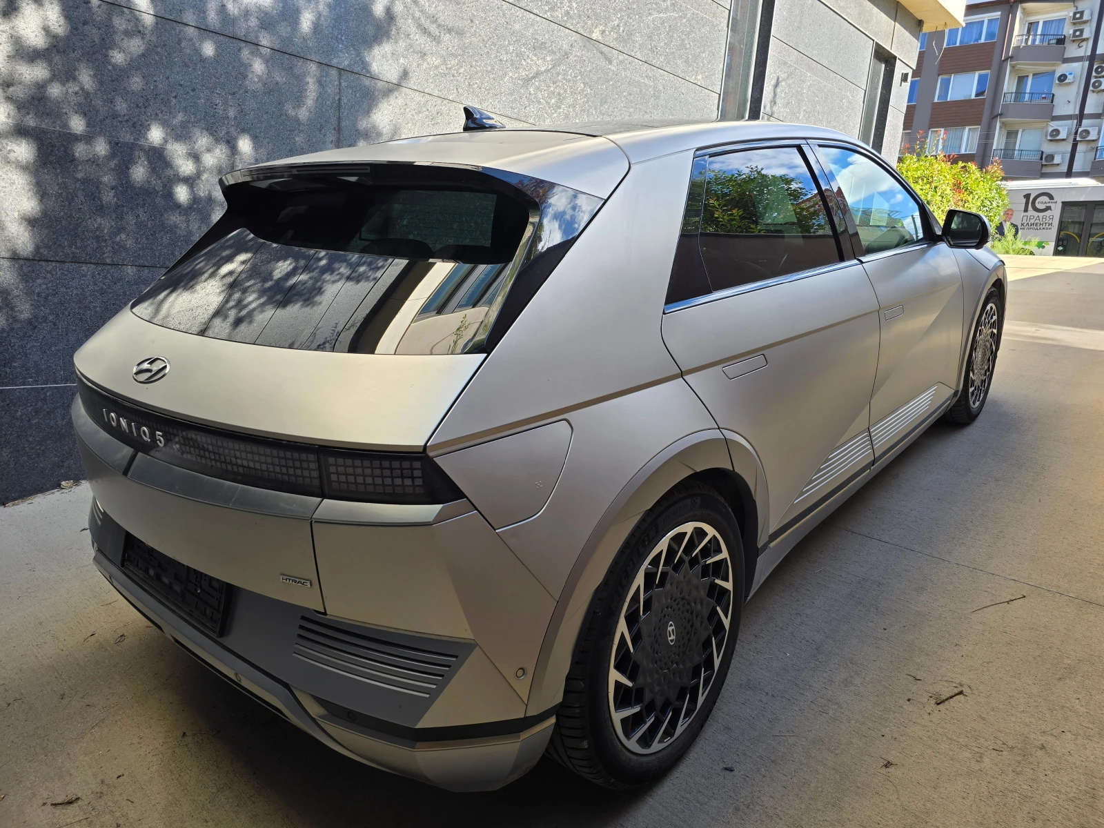Hyundai Ioniq 5 UNIQ AWD 306к.с., снимка 4 - Автомобили и джипове - 55890024