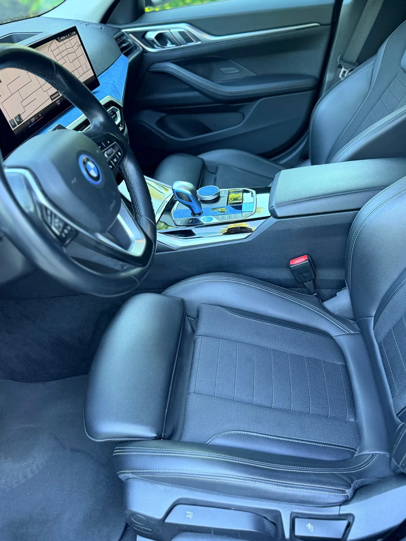 BMW i4 E-DRIVE40-84KW-FACE, снимка 10 - Автомобили и джипове - 55982357
