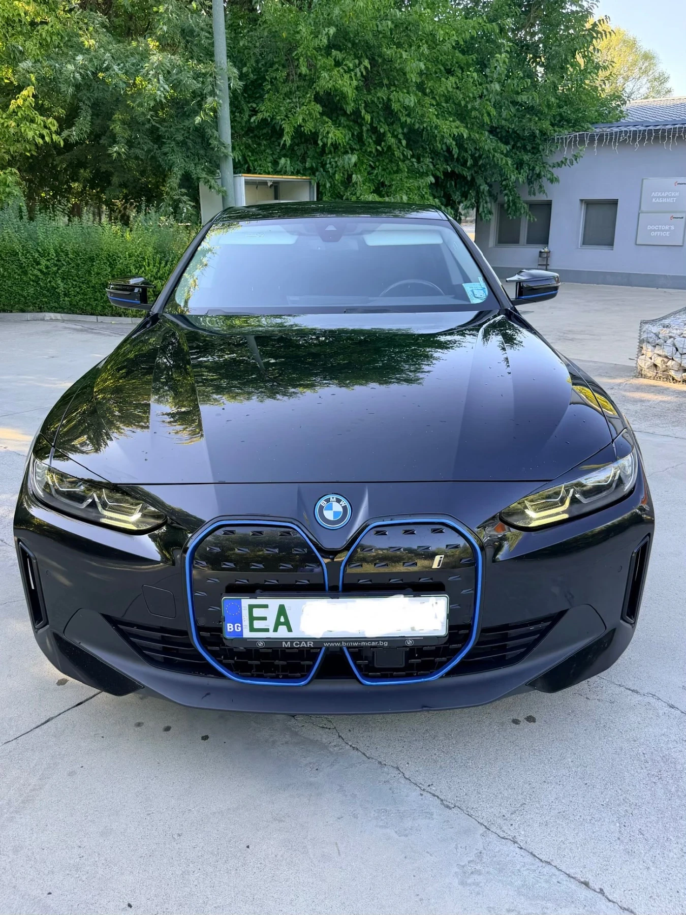 BMW i4 E-DRIVE40-84KW-FACE, снимка 2 - Автомобили и джипове - 55982357