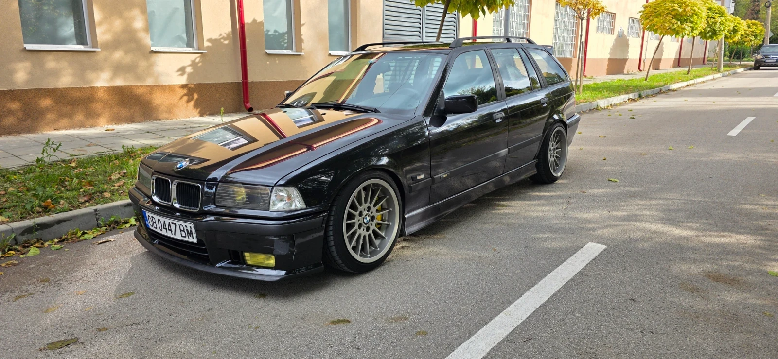 BMW 328 Touring, снимка 8 - Автомобили и джипове - 56533627