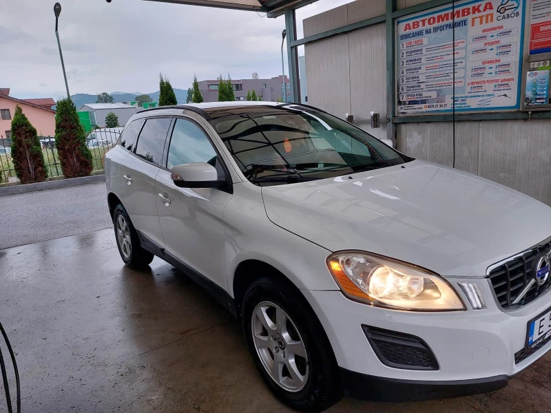 Volvo XC60, снимка 5 - Автомобили и джипове - 52580414
