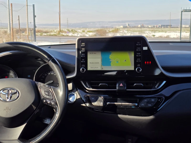 Toyota C-HR 1.8 Hybrid Dynamic Business 2WD E-CVT, снимка 13 - Автомобили и джипове - 53193026