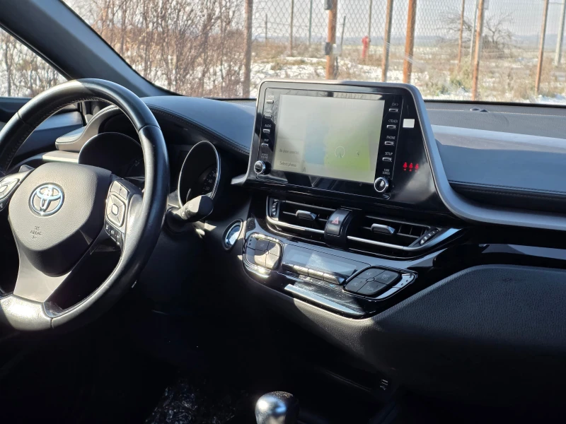 Toyota C-HR 1.8 Hybrid Dynamic Business 2WD E-CVT, снимка 10 - Автомобили и джипове - 53193026