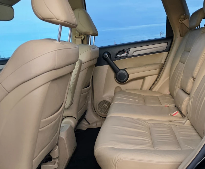 Honda Cr-v 2.2 i DTEC 150ks EXECUTIVE AWD XENON/PANORAMA/, снимка 14 - Автомобили и джипове - 53541776
