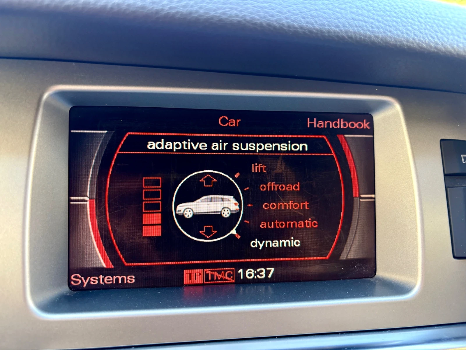 Audi Q7 3TDI 239HP регистрирана обслужена  - изображение 9
