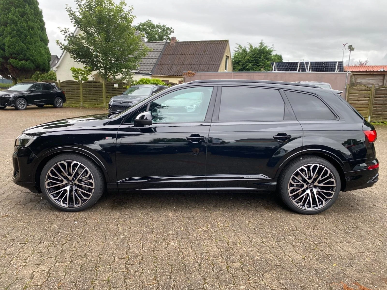 Audi Q7 50 TDI QUATTRO S-LINE B&O MATRIX PANO 7-МЕСТЕН - изображение 5