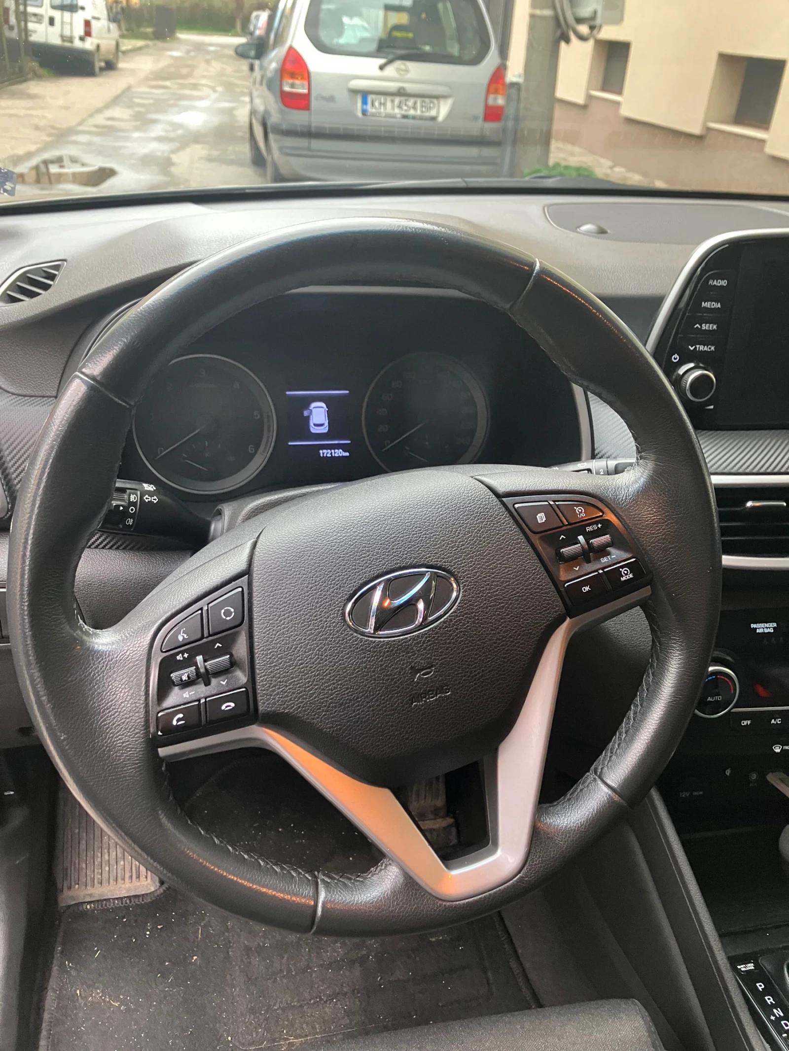 Hyundai Tucson 1.6CRDI* FACE-LIFT* 48V | Mobile.bg � ����������� 12