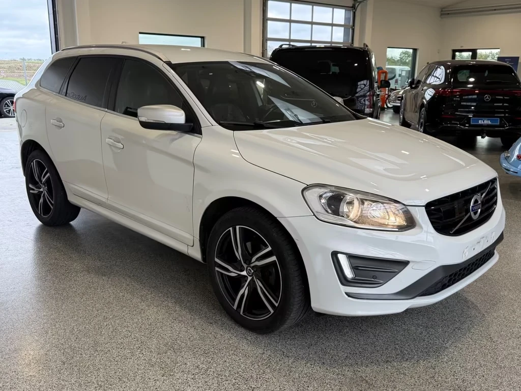Volvo XC60 2.0 d R-design 150кс - изображение 2
