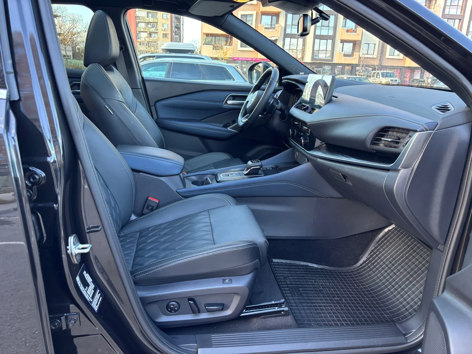 Nissan Qashqai Tekna+ DIG-T MHEV Xtronic Mild-Hybrid  - изображение 10