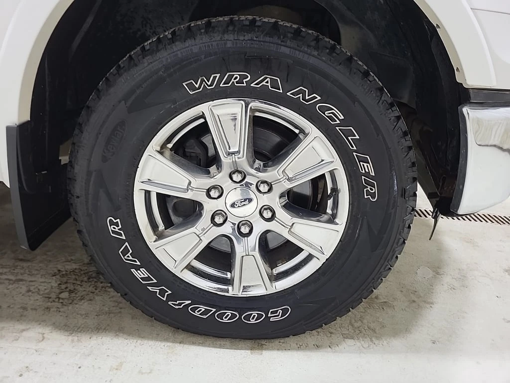 Ford F150  4WD SuperCrew * CARFAX * БЕЗ ПЪРВОНАЧАЛНА ВНОСКА - изображение 6