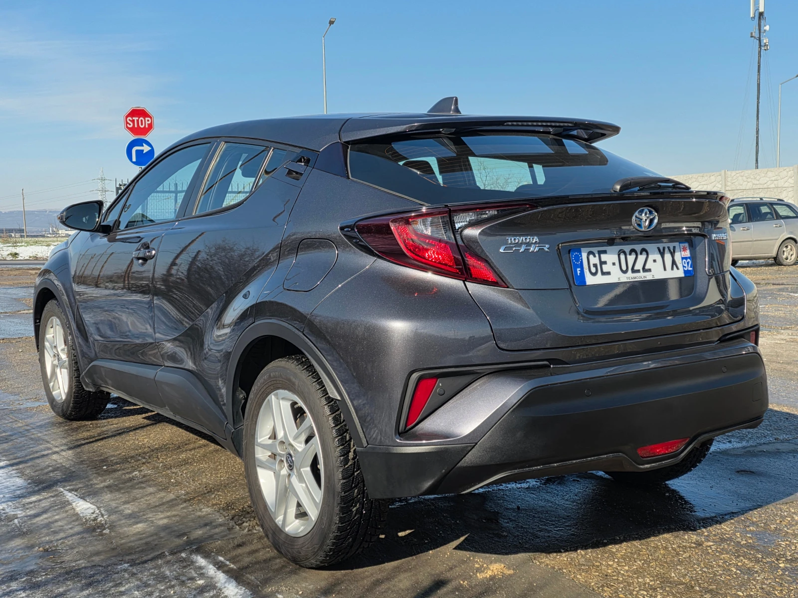 Toyota C-HR 1.8 Hybrid Dynamic Business 2WD E-CVT | Mobile.bg � ����������� 7