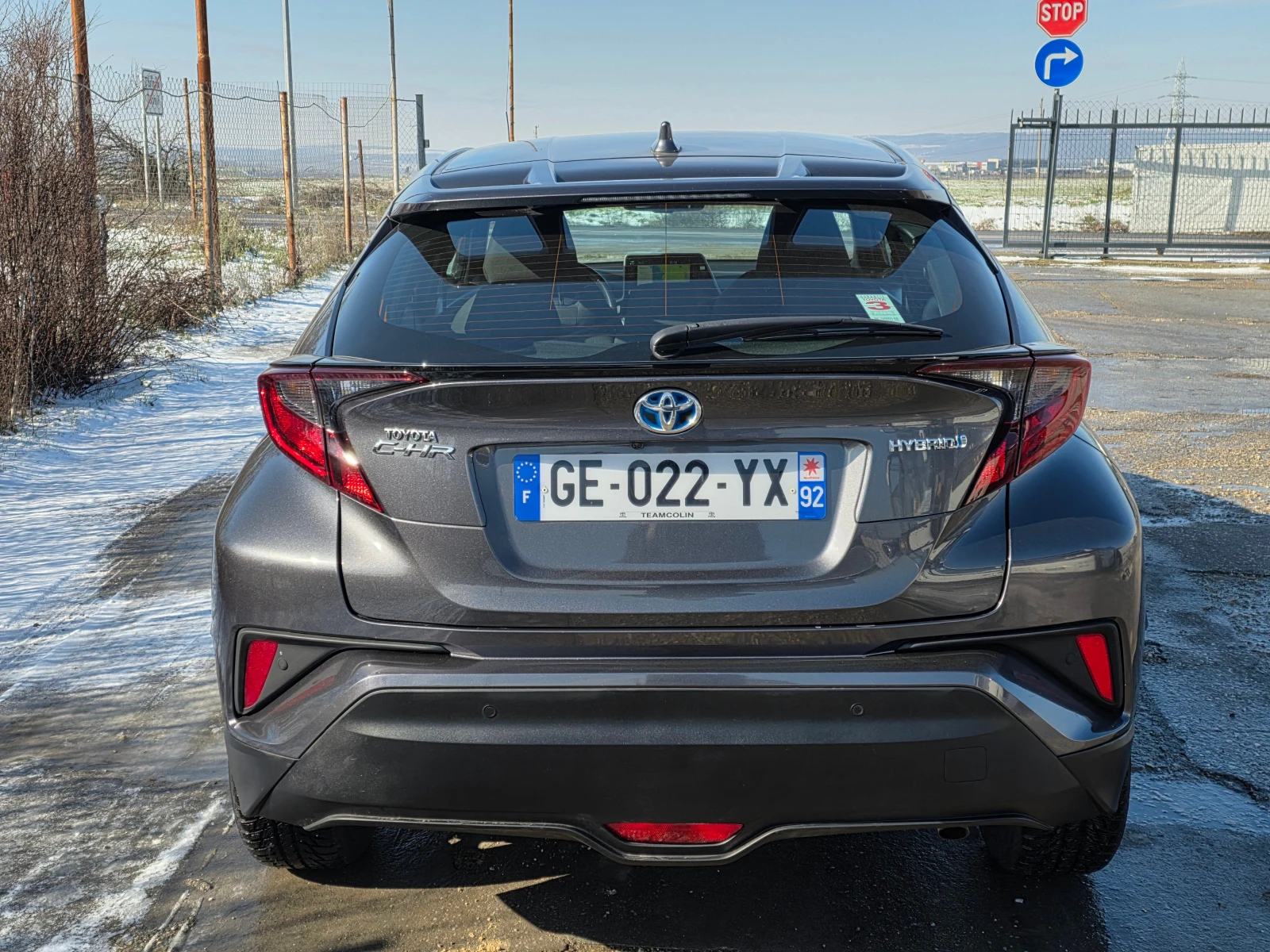 Toyota C-HR 1.8 Hybrid Dynamic Business 2WD E-CVT | Mobile.bg � ����������� 6