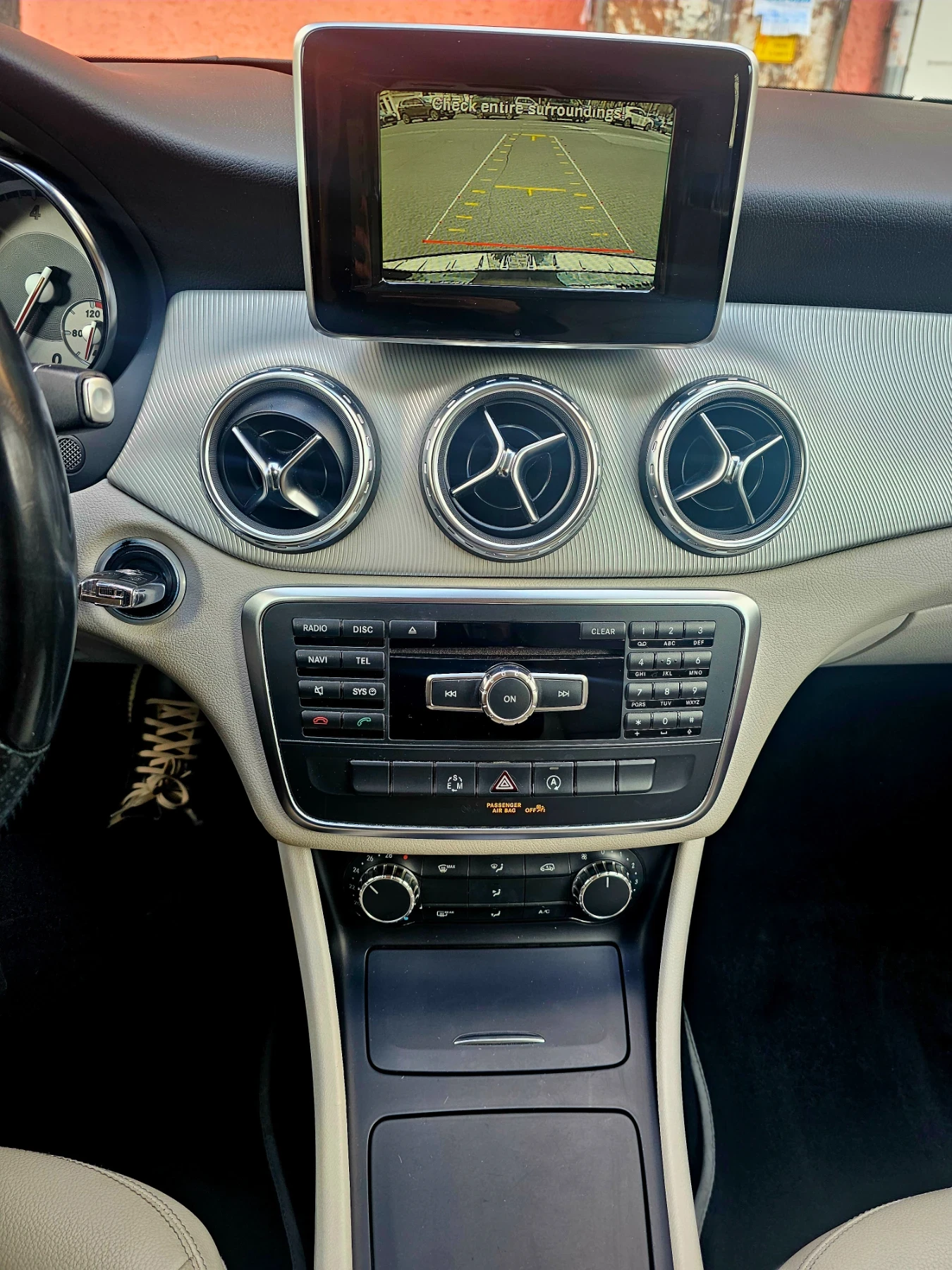 Mercedes-Benz GLA 200CDI, снимка 8 - Автомобили и джипове - 53949260