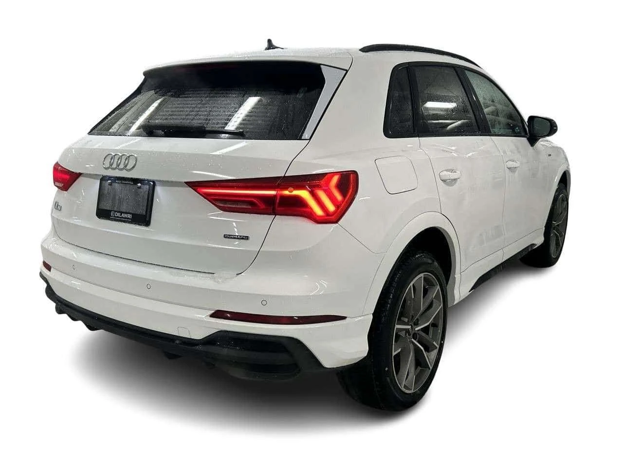 Audi Q3 * 45 /Vorsprung Package/Audi CPO * CARFAX * ЦЕНА Д, снимка 14 - Автомобили и джипове - 54805232