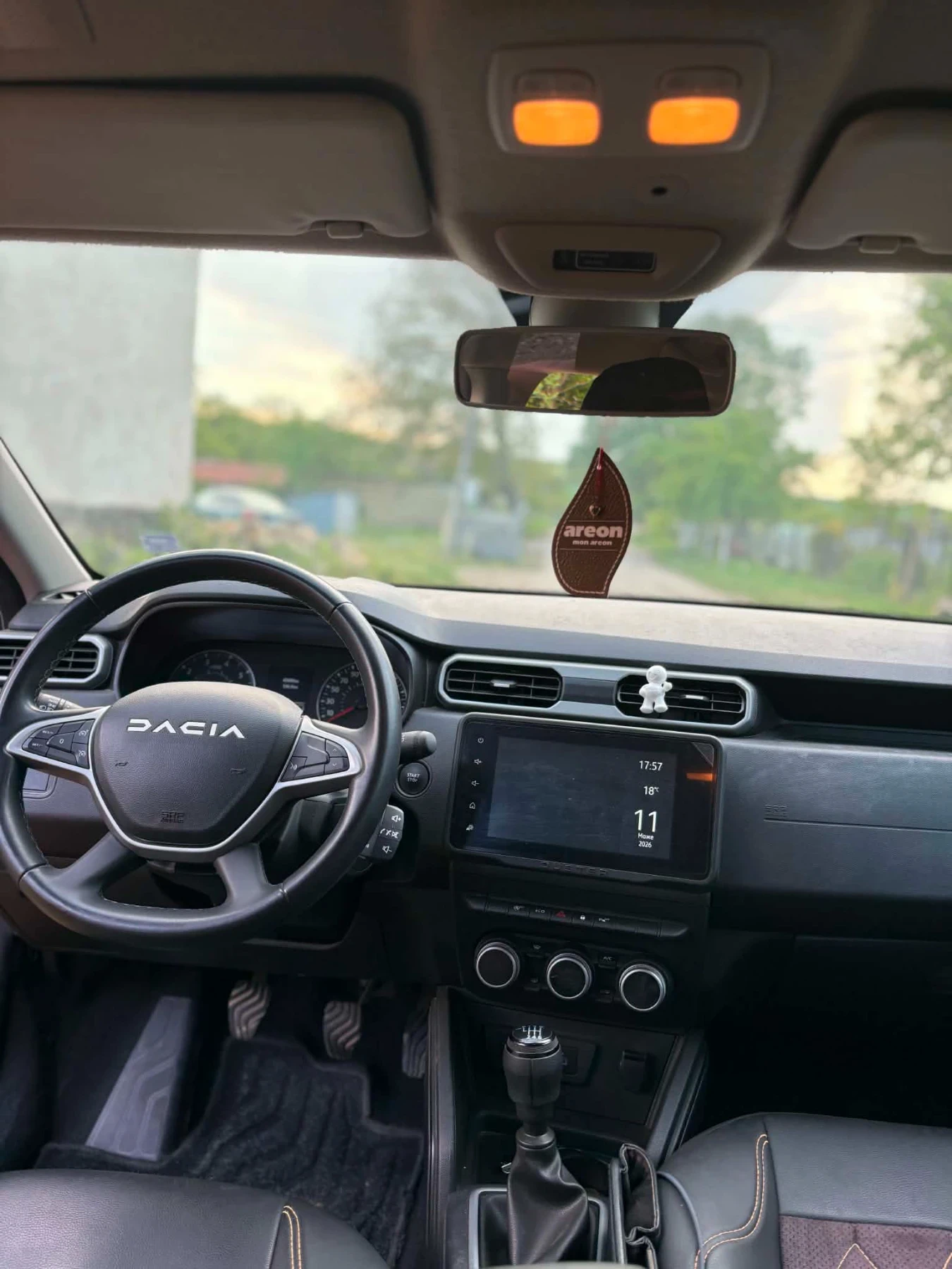 Dacia Duster 2, снимка 6 - Автомобили и джипове - 54972651