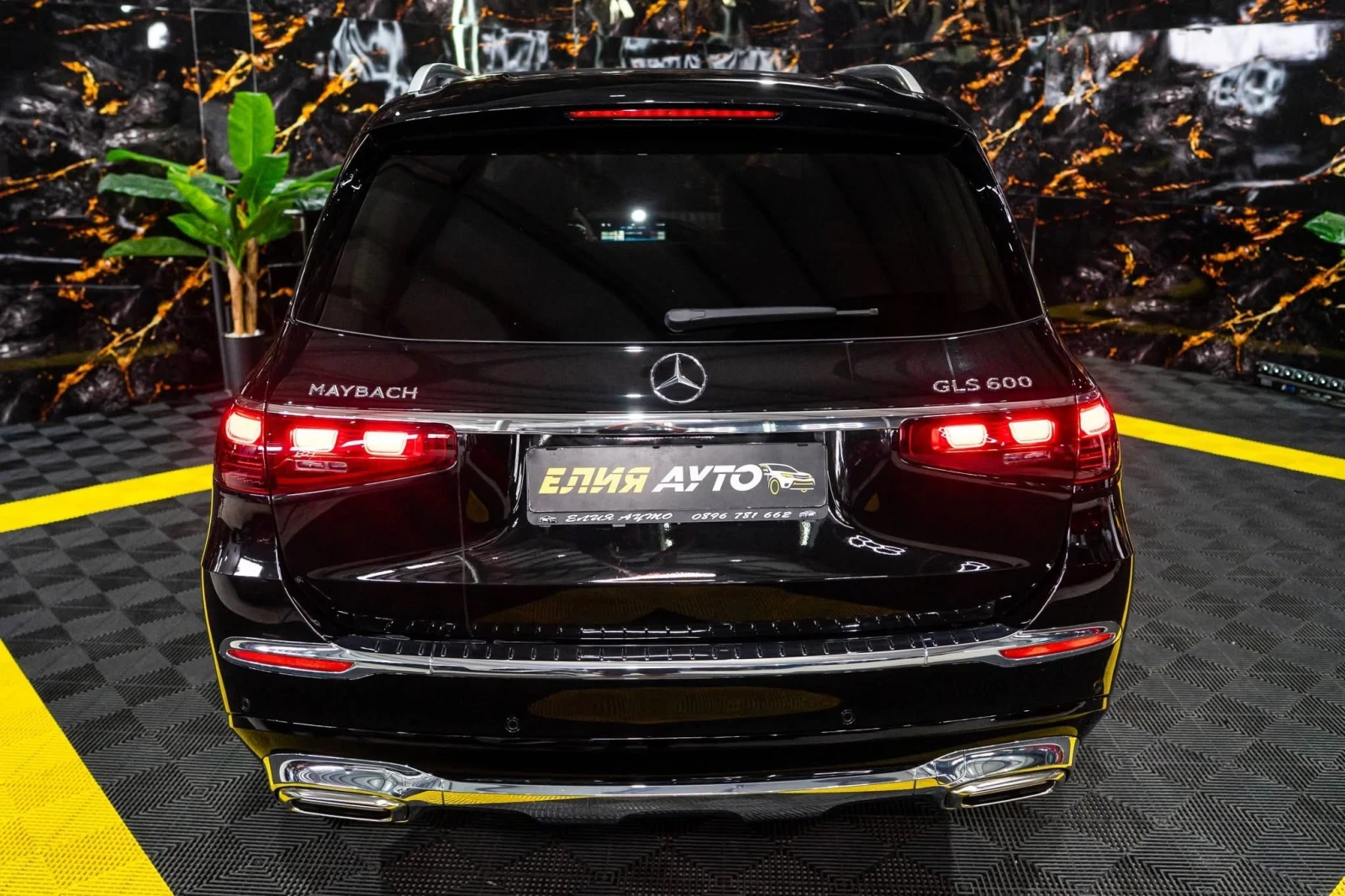 Mercedes-Benz GLS 600 MAYBACH LED ПАНО 3D BURM 3XTV ГАРАНЦИЯ ЛИЗИНГ 100%, снимка 8 - Автомобили и джипове - 54999644