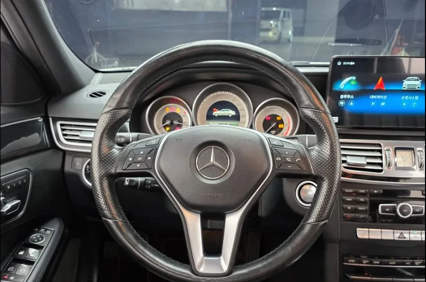 Mercedes-Benz 250 EXCLUSIVE/367HP/4M/PANO/360/ОБДУХВАНЕ/282hMC, снимка 6 - Автомобили и джипове - 55178773
