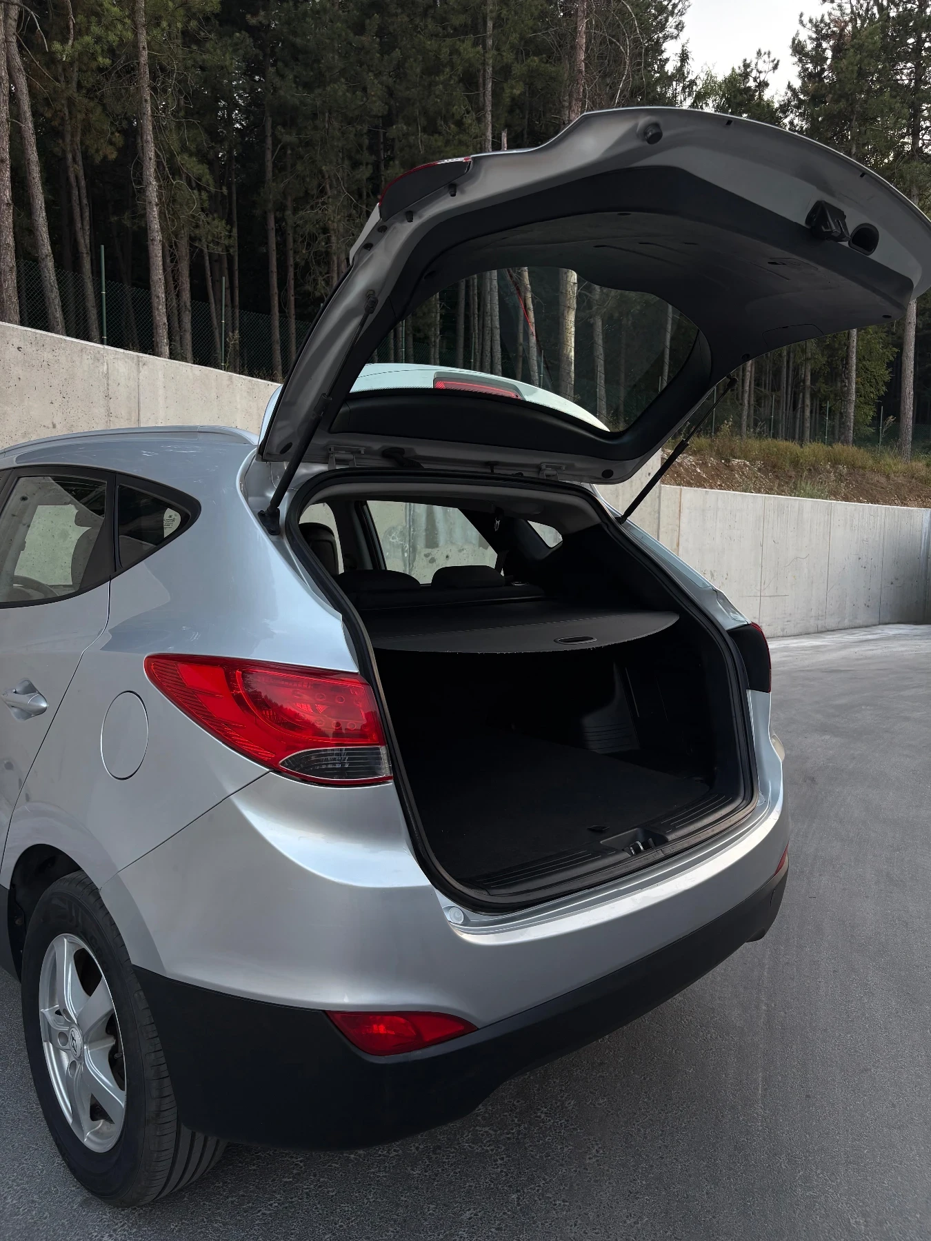 Hyundai IX35, снимка 9 - Автомобили и джипове - 55852573