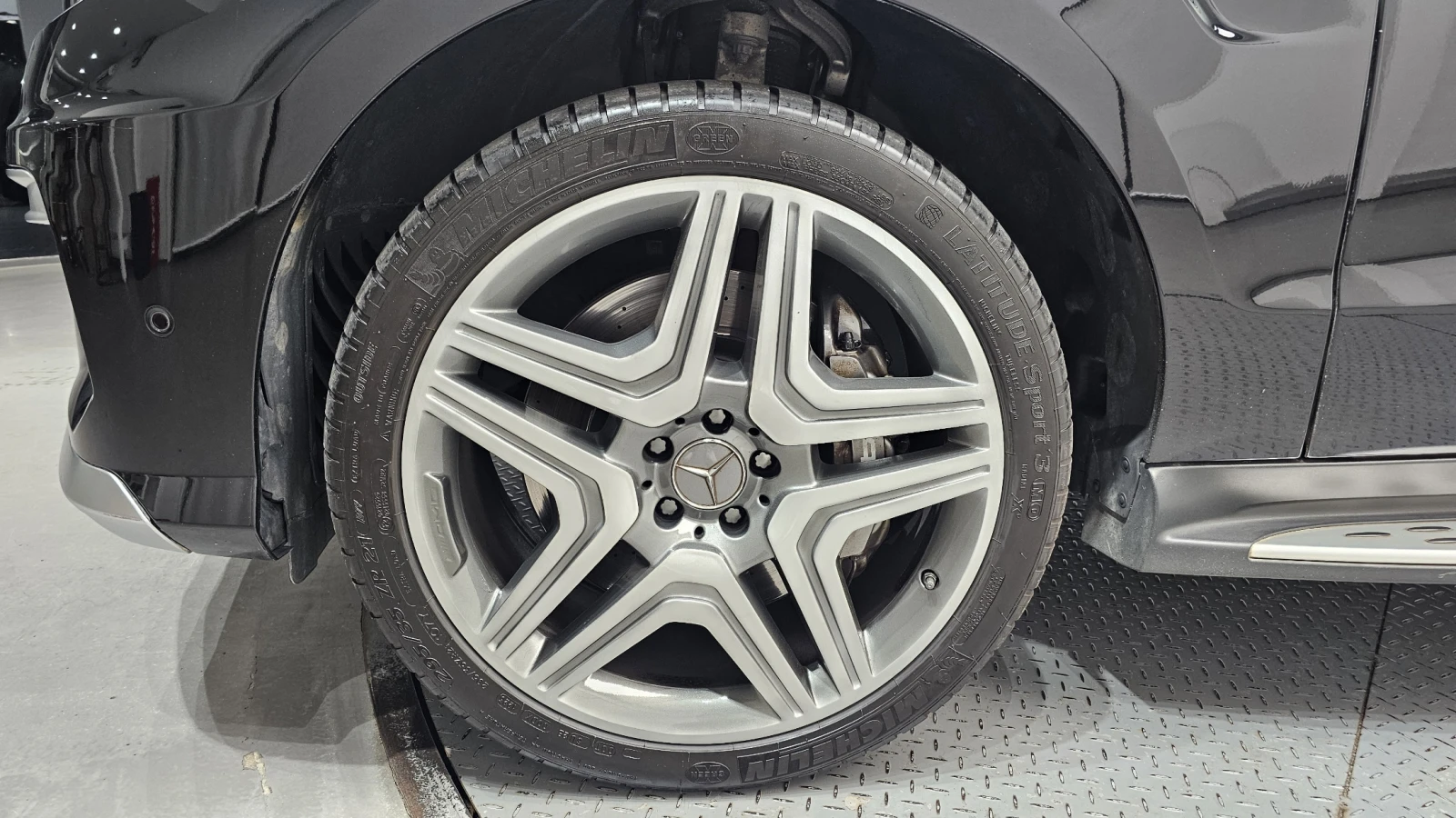 Mercedes-Benz ML 63 AMG ЕЛ. БАГАЖНИК* ЛЮК* КРАЙНА ЦЕНА, снимка 5 - Автомобили и джипове - 55983495