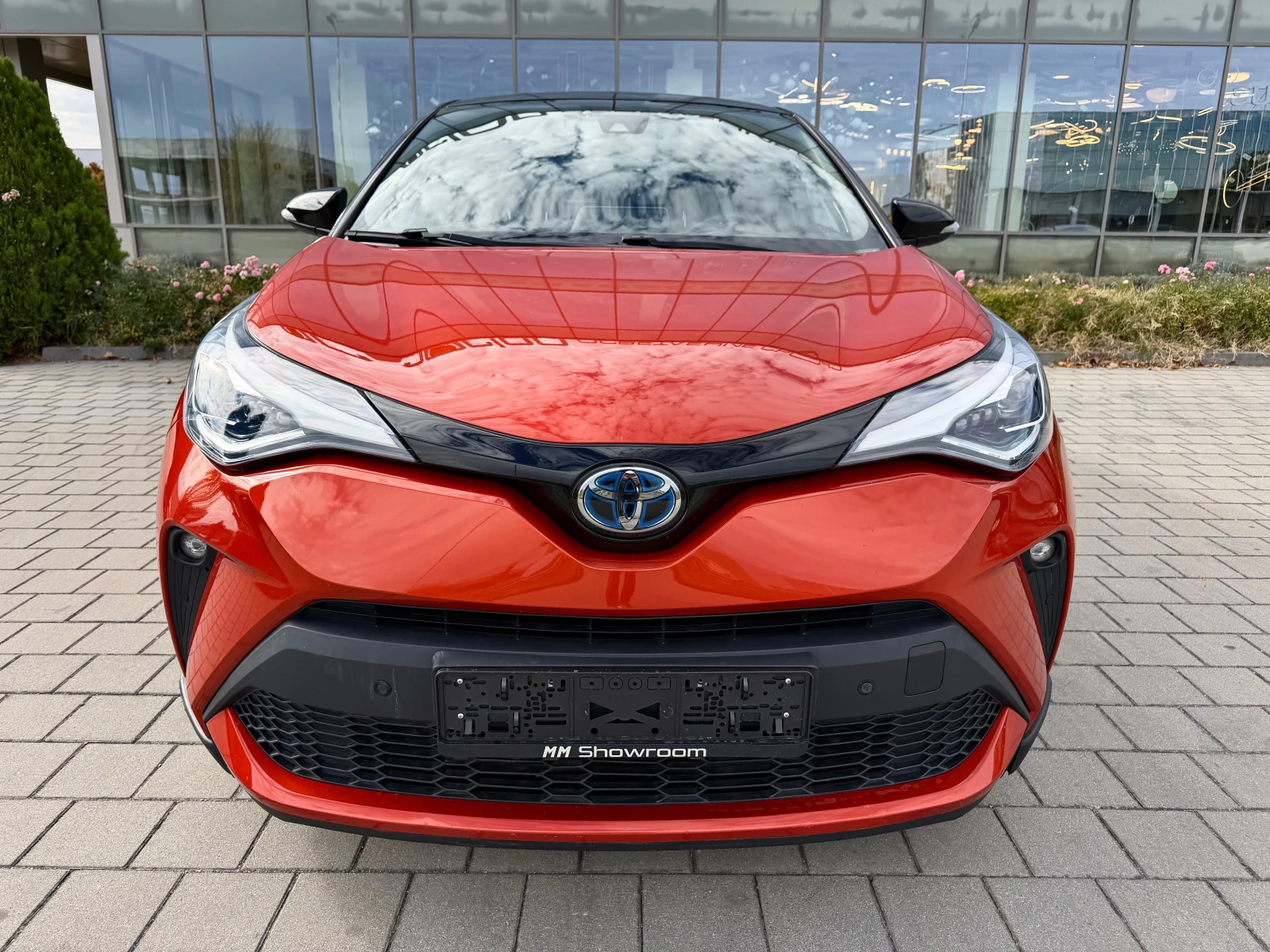 Toyota C-HR FACE-2.0-LANE-ASIST-������-DISTRONIC-KEYLESS- | Mobile.bg � ����������� 2