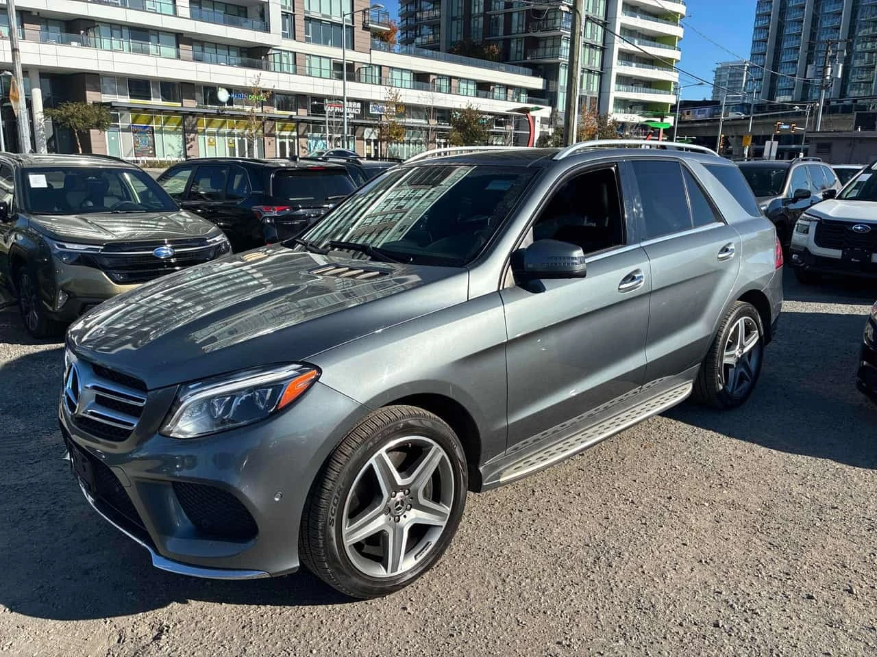 Mercedes-Benz GLE 400 * CARFAX * ОПЦИЯ ЗА ФИНАНСИРАНЕ