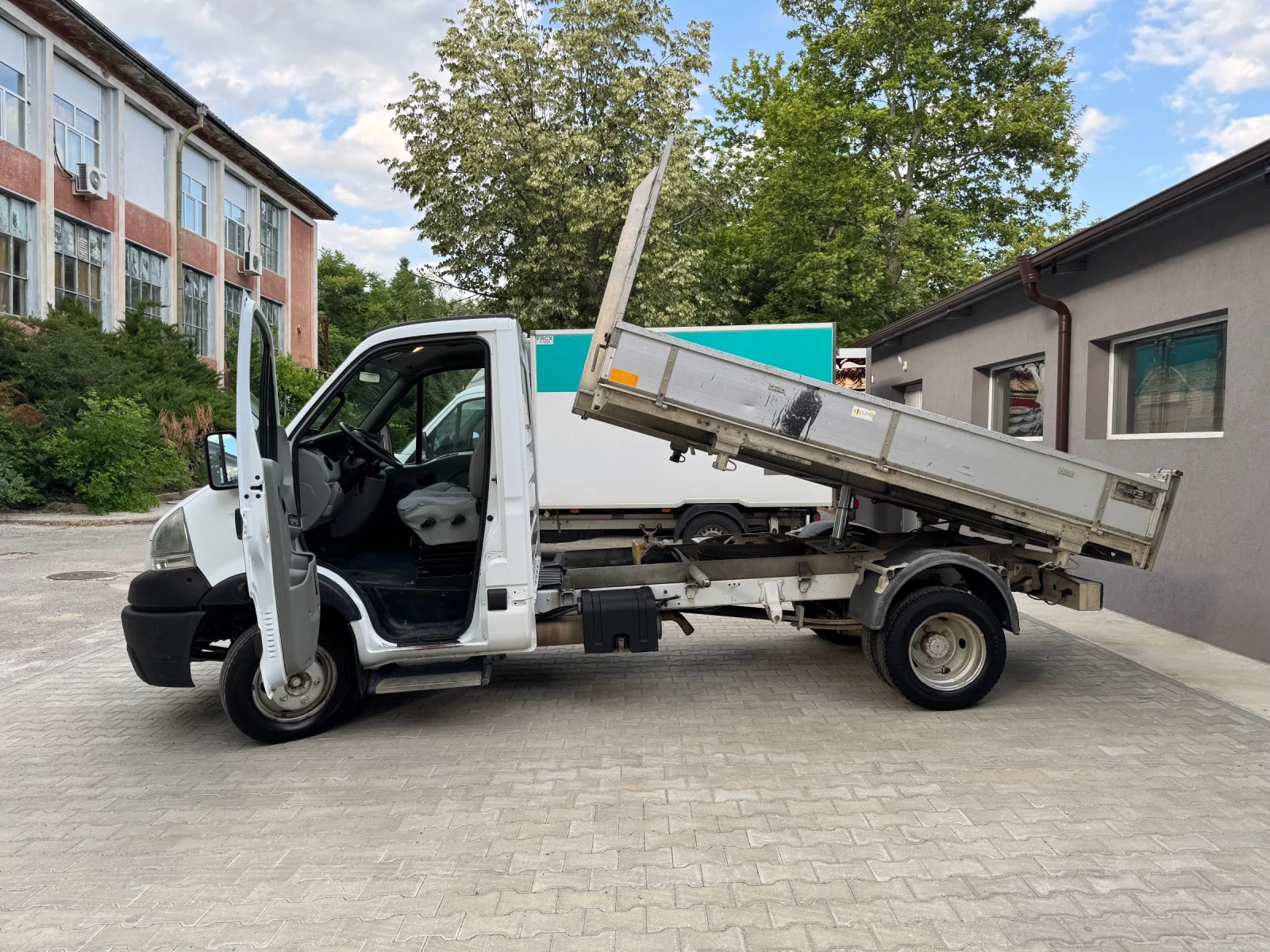 Renault Mascott 3.0 Тристранен самосвал, Готов за работа - изображение 2