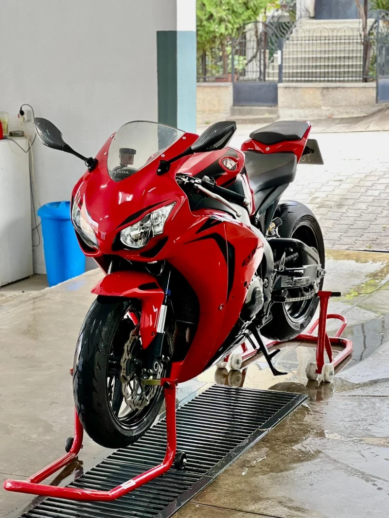 Honda Cbr SC59* 1000RR, снимка 3 - Мотоциклети и мототехника - 51762234
