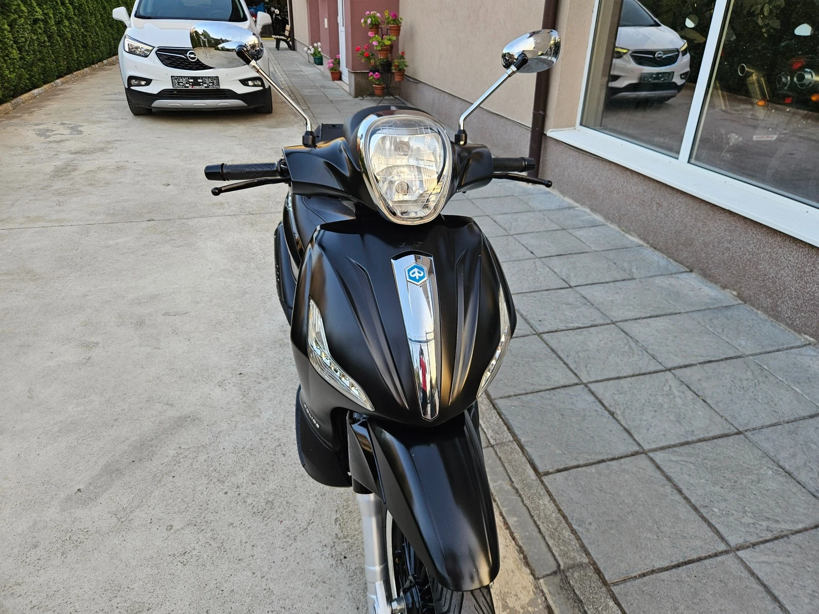 Piaggio Beverly 300ie, Police, ABS-ASR! - изображение 8