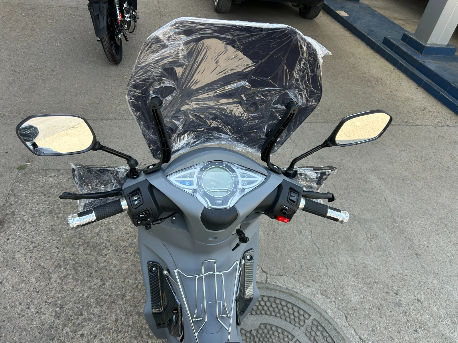 Lifan Elite CRISTAL 49 куб., снимка 9 - Мотоциклети и мототехника - 55477408