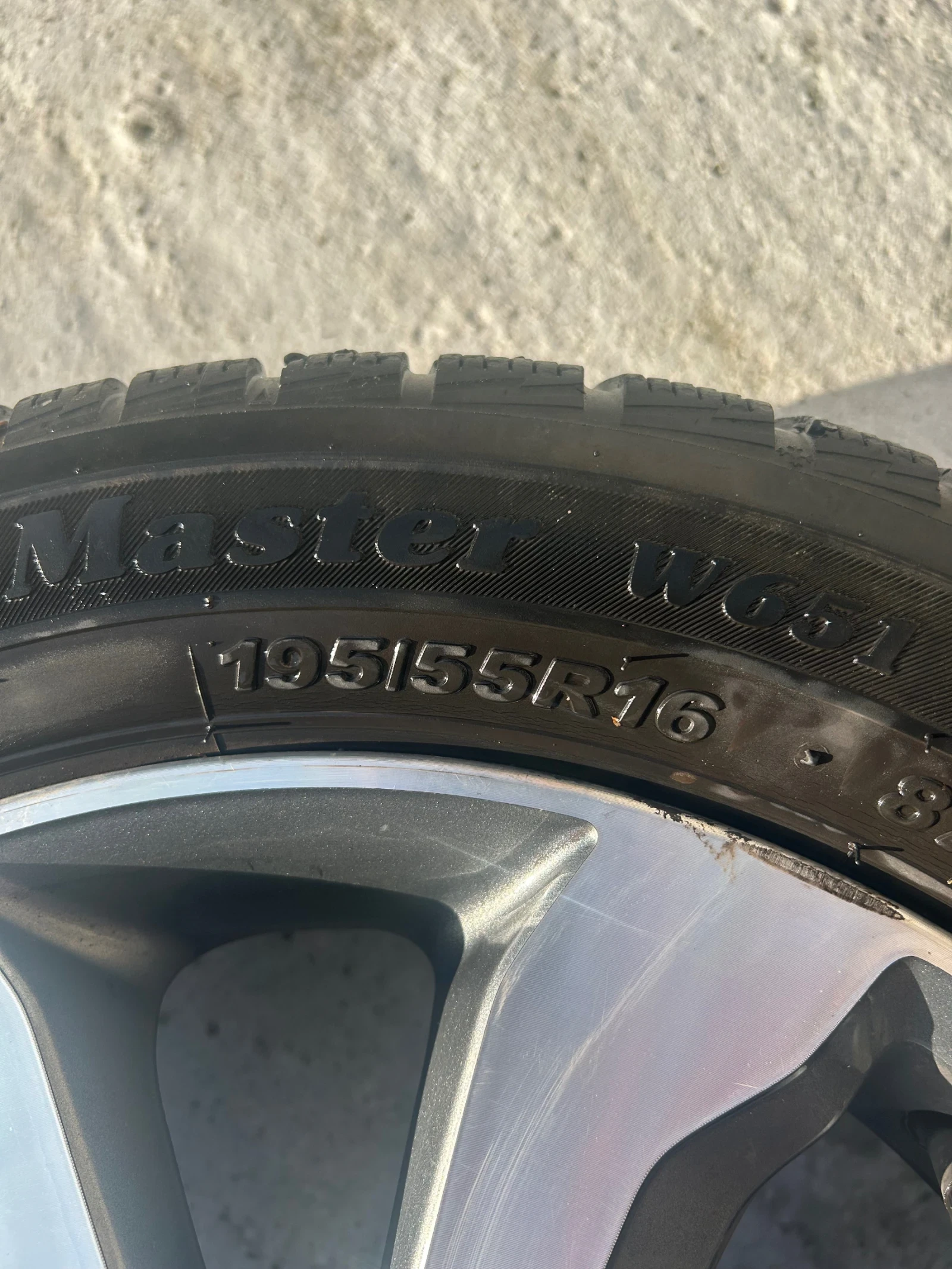 ���� � ������ 195/55R16 �� Kia Stonic | Mobile.bg � ����������� 5
