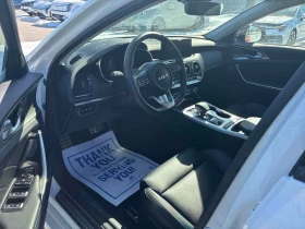 Kia Stinger * AWD * ПОДГРЕВ* KEYLESS* ПАНО* , снимка 5