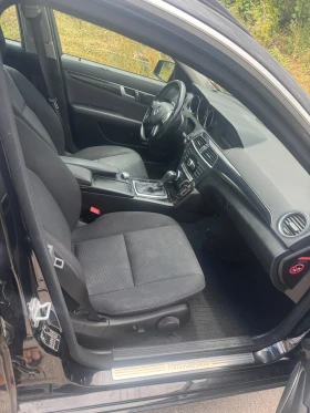 Mercedes-Benz C 220, снимка 3