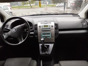 Toyota Corolla verso 7места, снимка 7