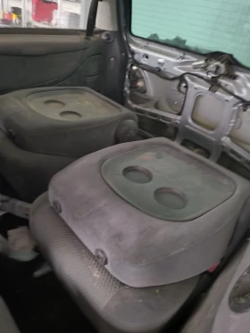 Ford Galaxy 1.9 tdi - 2000 € / 3911.66 лв. - 51479901 7