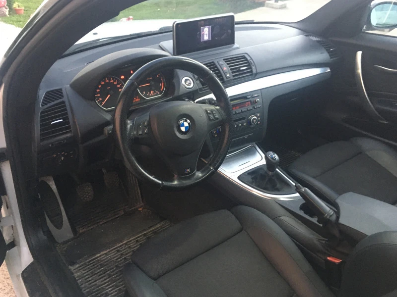 BMW 118 2.0D M Power КОЛЕДНА ПРОМОЦИЯ, снимка 12 - Автомобили и джипове - 48220801