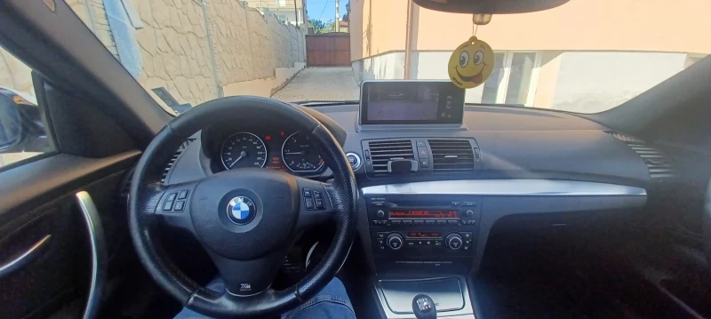BMW 118 2.0D M Power , снимка 12 - Автомобили и джипове - 52037605
